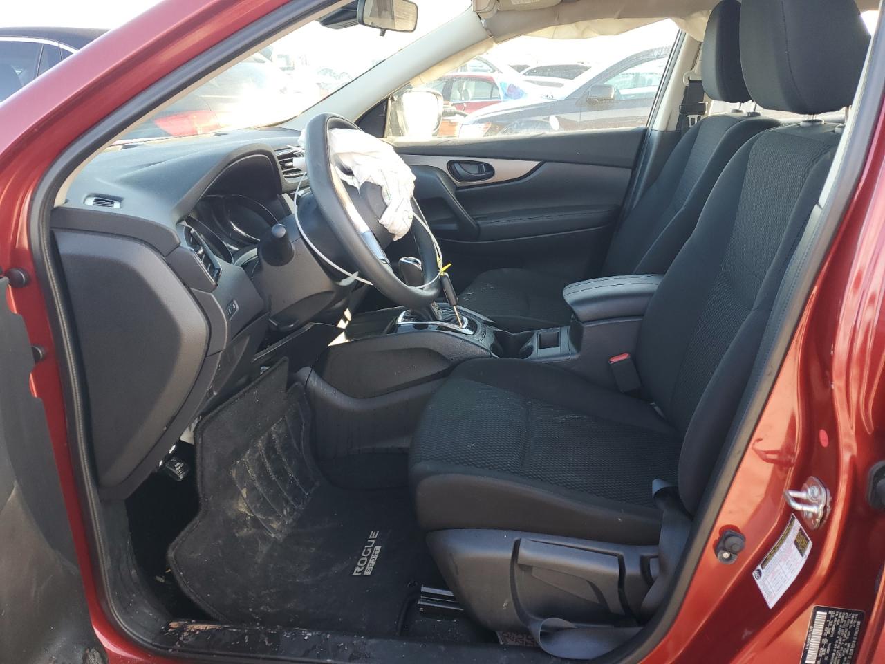 2021 Nissan Rogue - Image 7