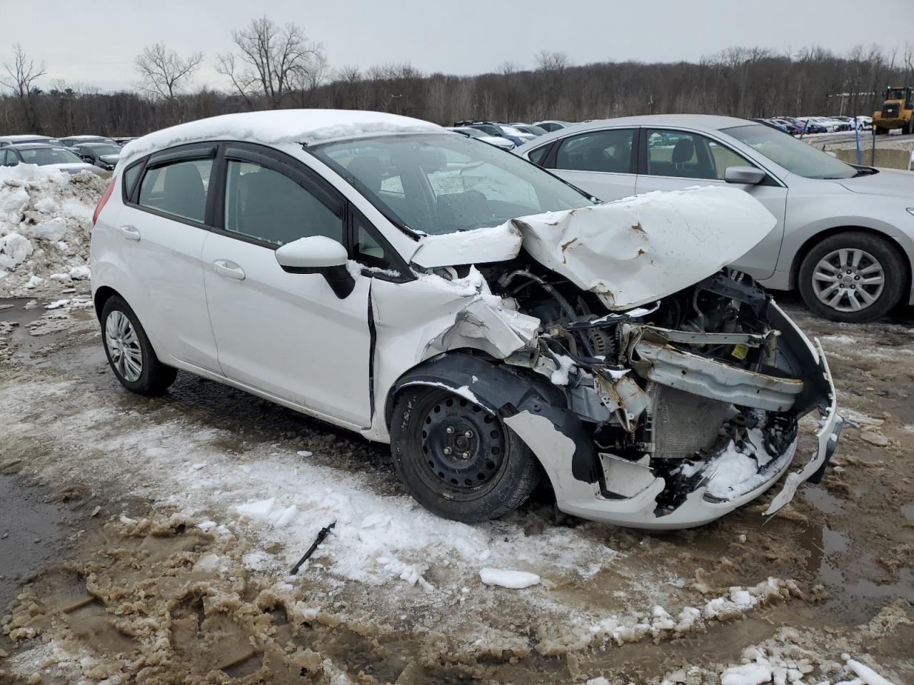 2011 Ford Fiesta - Image 4