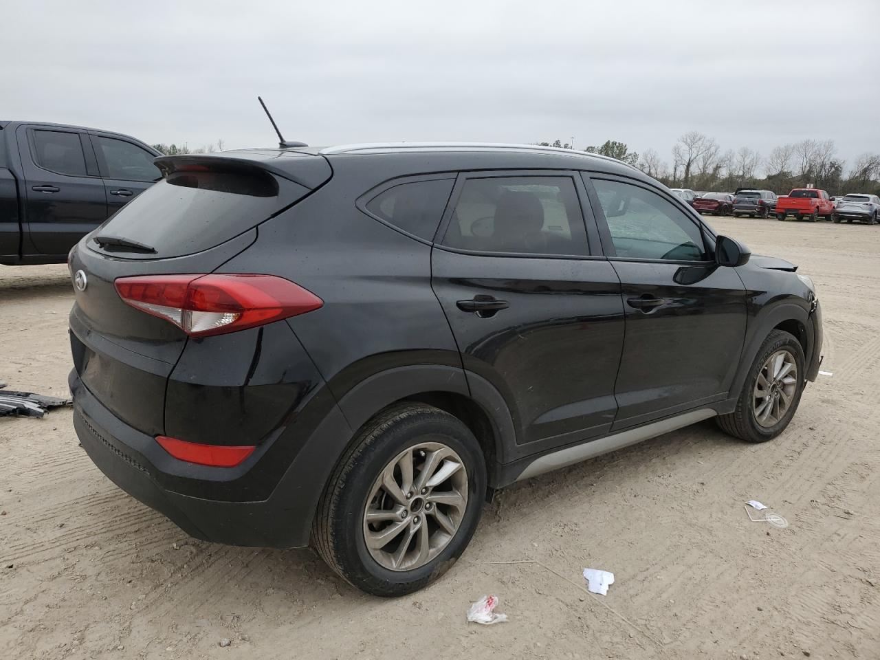2017 Hyundai Tucson - Image 3