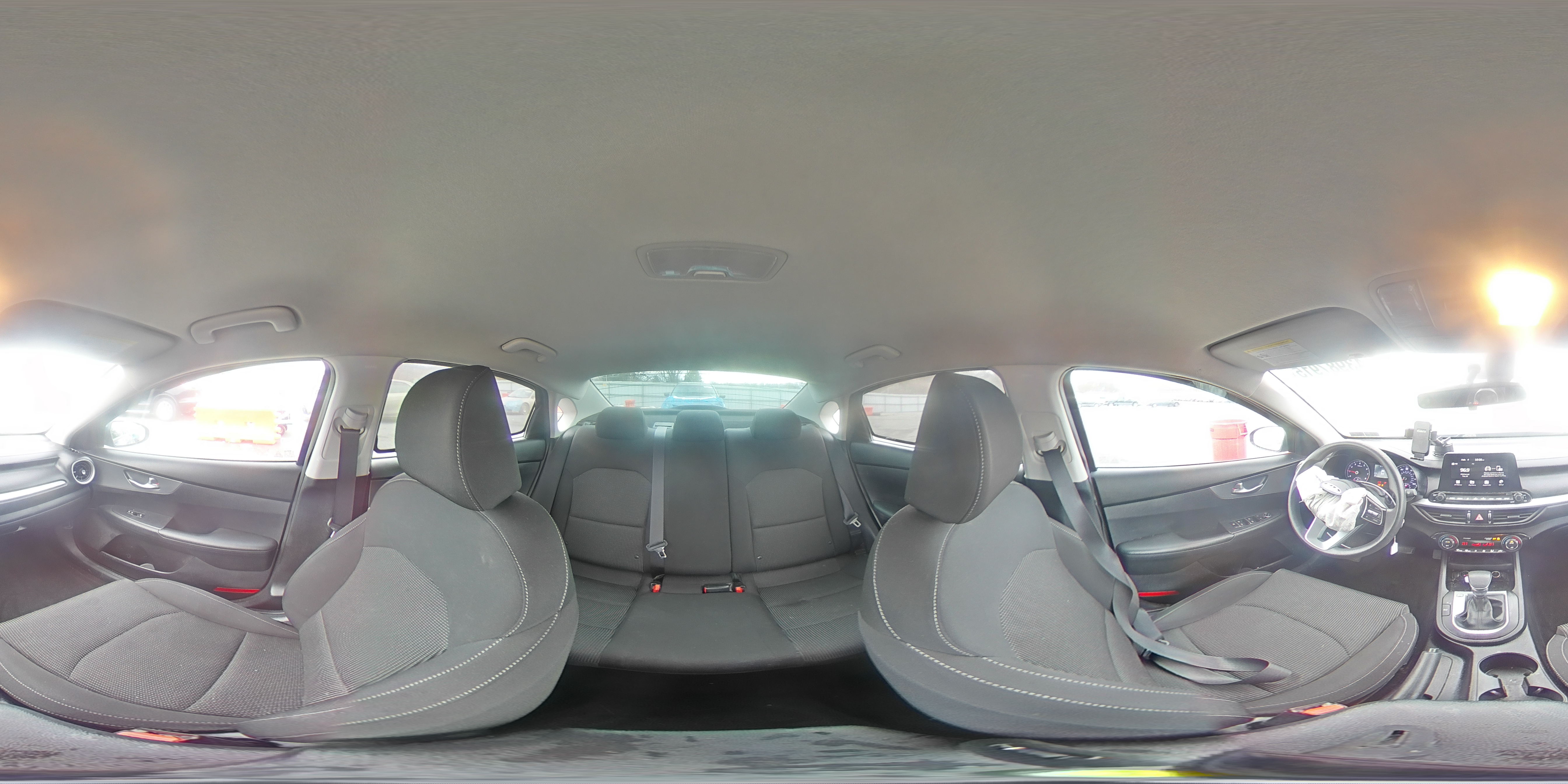 2019 Kia Forte - Image 12