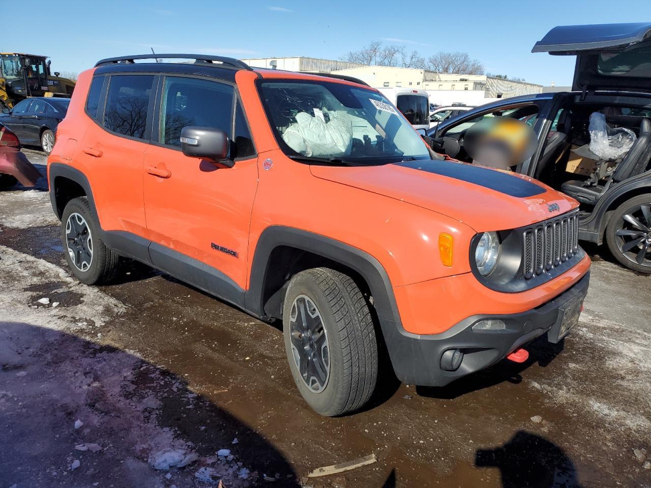 2016 Jeep Renegade - Image 4