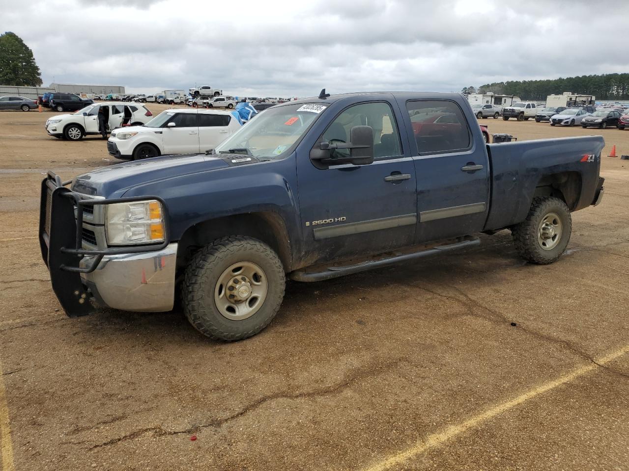 2009 Chevrolet Silverado - Image 1