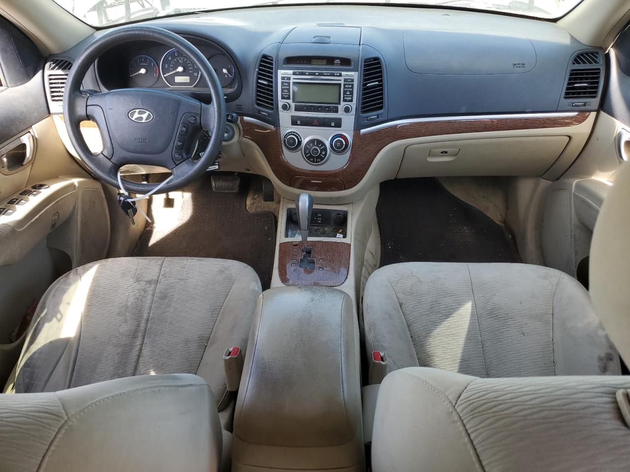 2009 Hyundai Santa Fe - Image 8