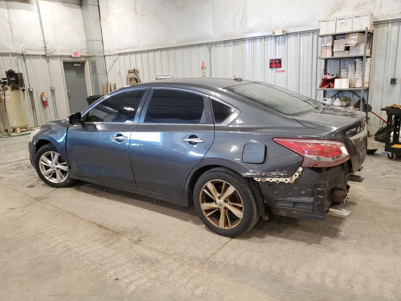 2013 Nissan Altima - Image 2