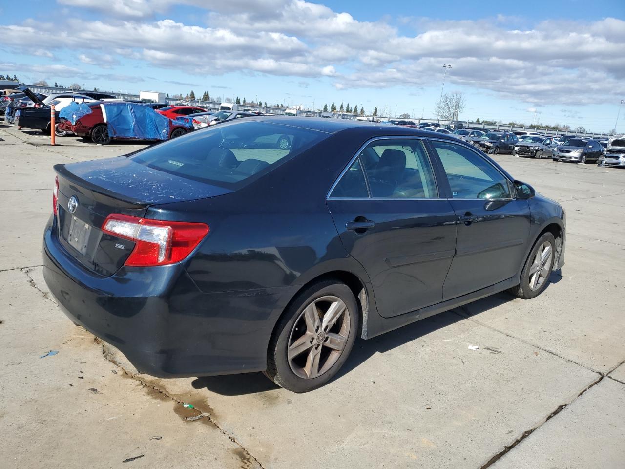 2014 Toyota Camry - Image 3