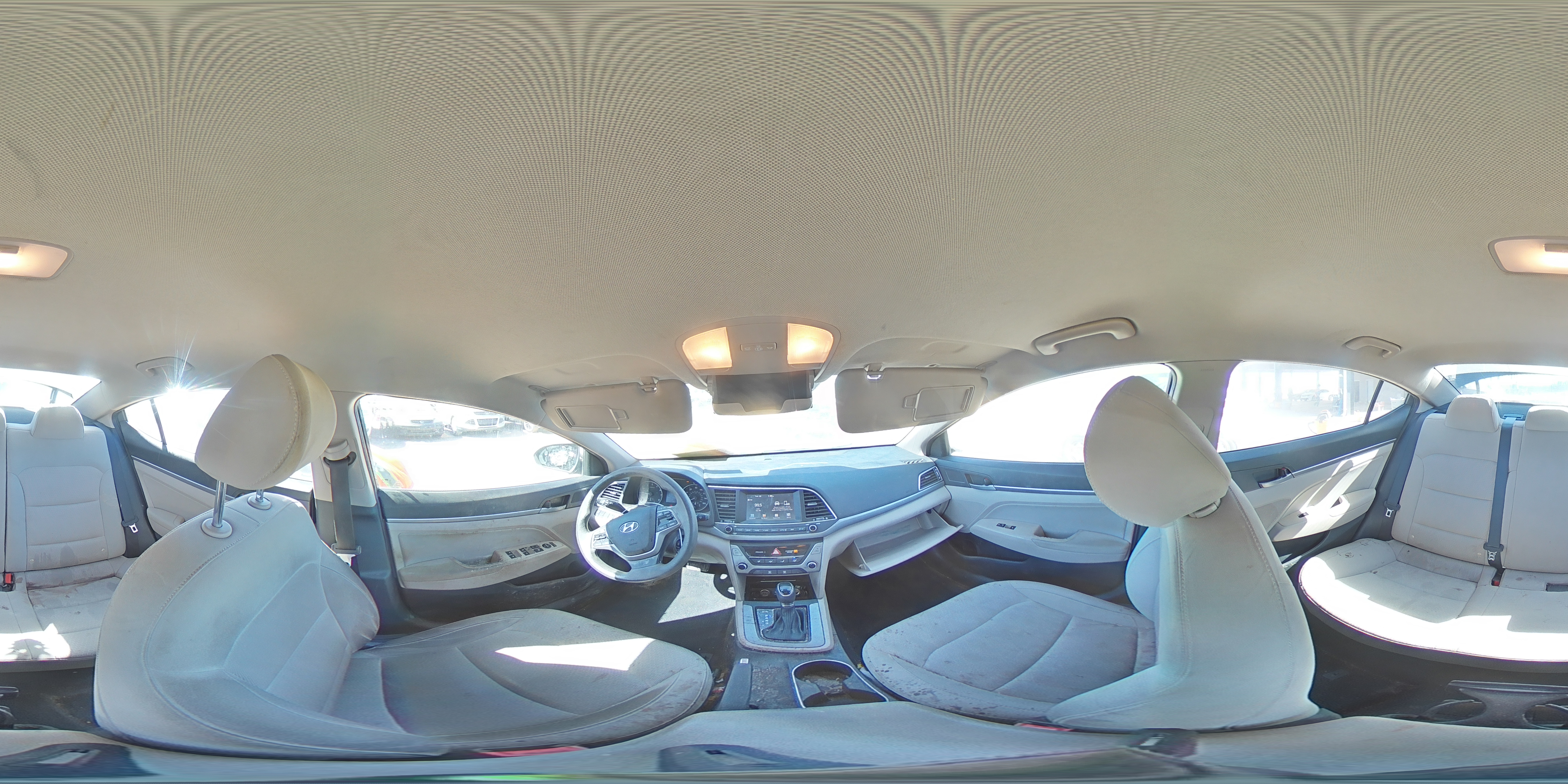2017 Hyundai Elantra - Image 13