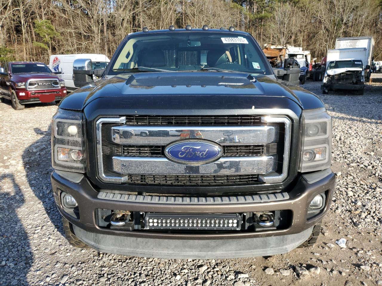 2015 Ford F350 - Image 5