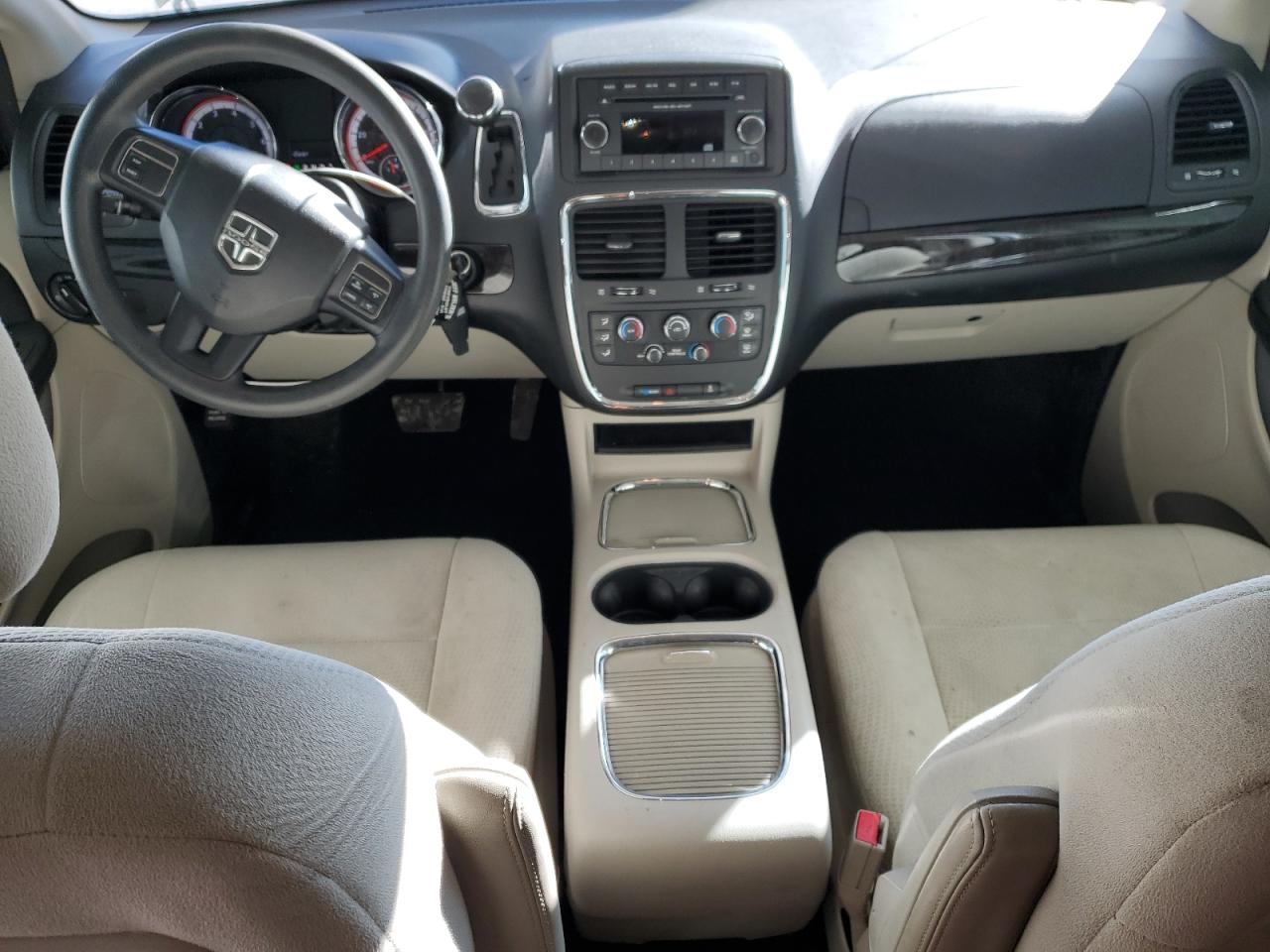 2013 Dodge Caravan - Image 8