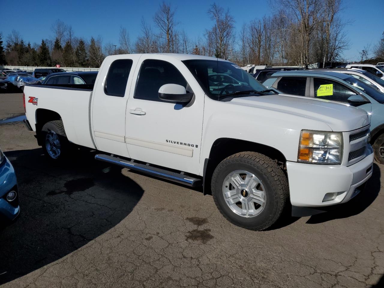 2009 Chevrolet Silverado - Image 4