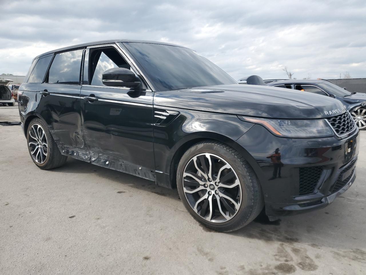 2019 Land Rover Range Rover - Image 4