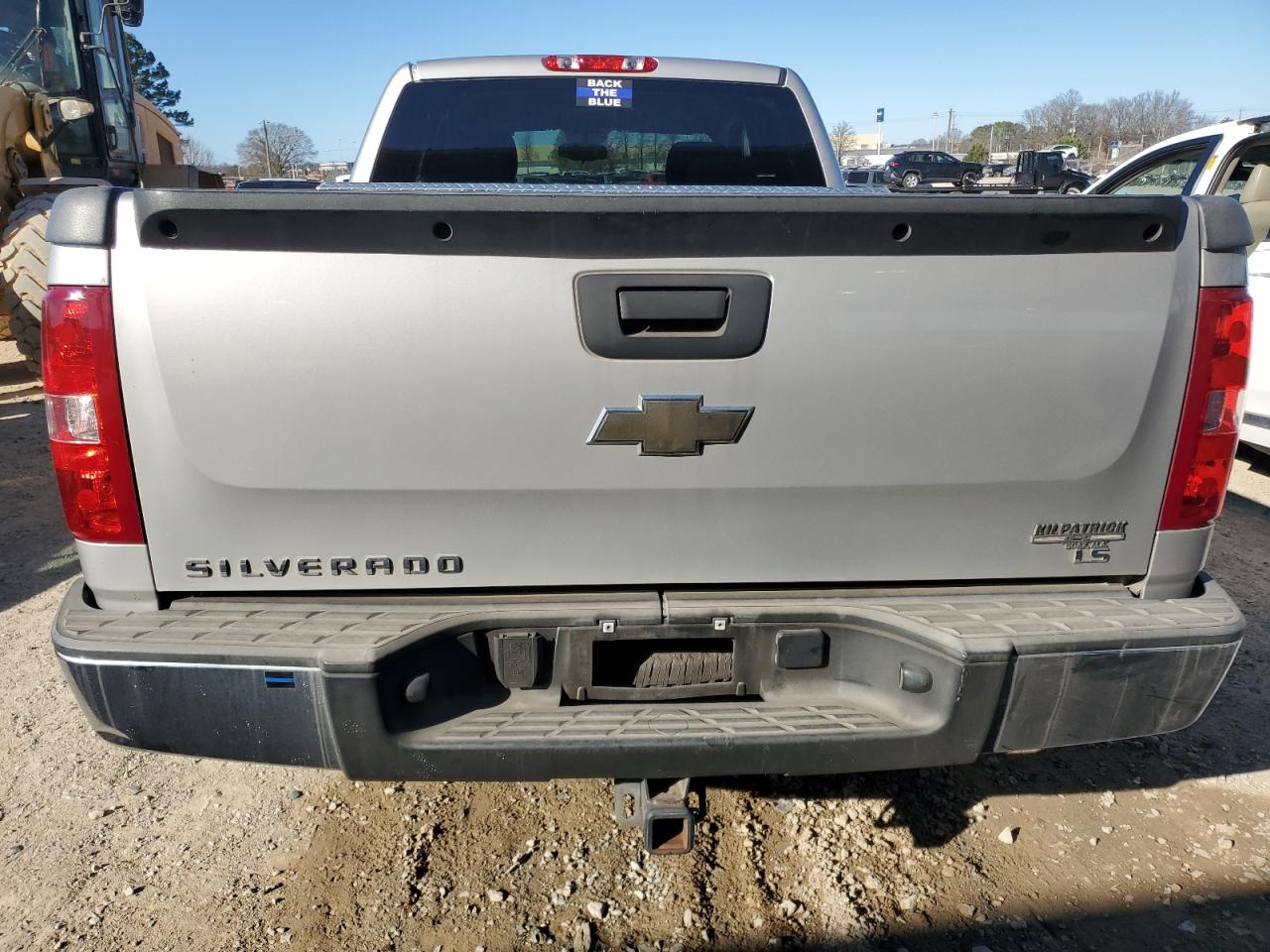 2009 Chevrolet Silverado - Image 6