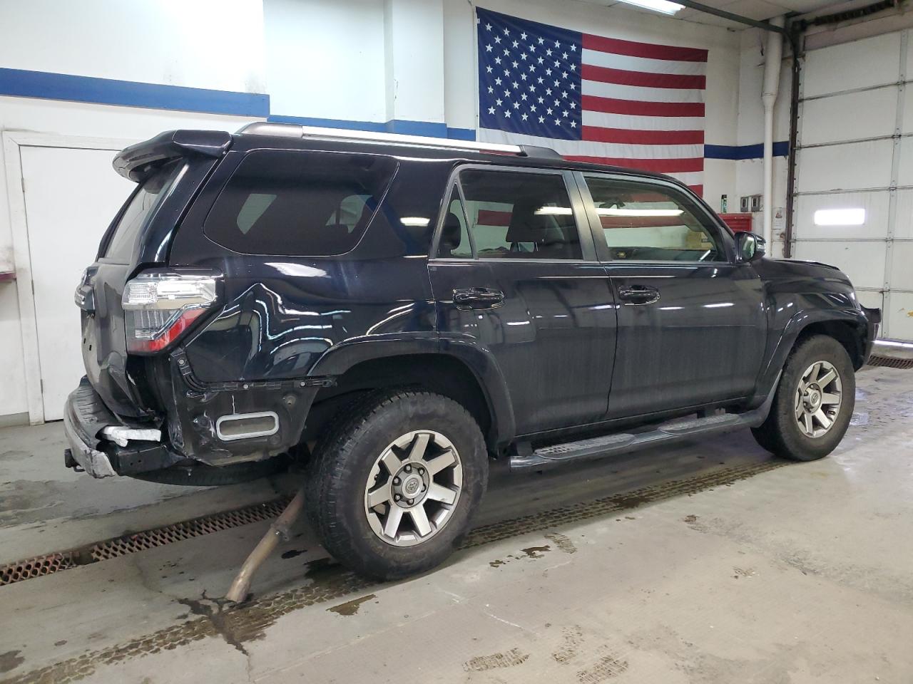 2015 Toyota 4Runner - Image 3