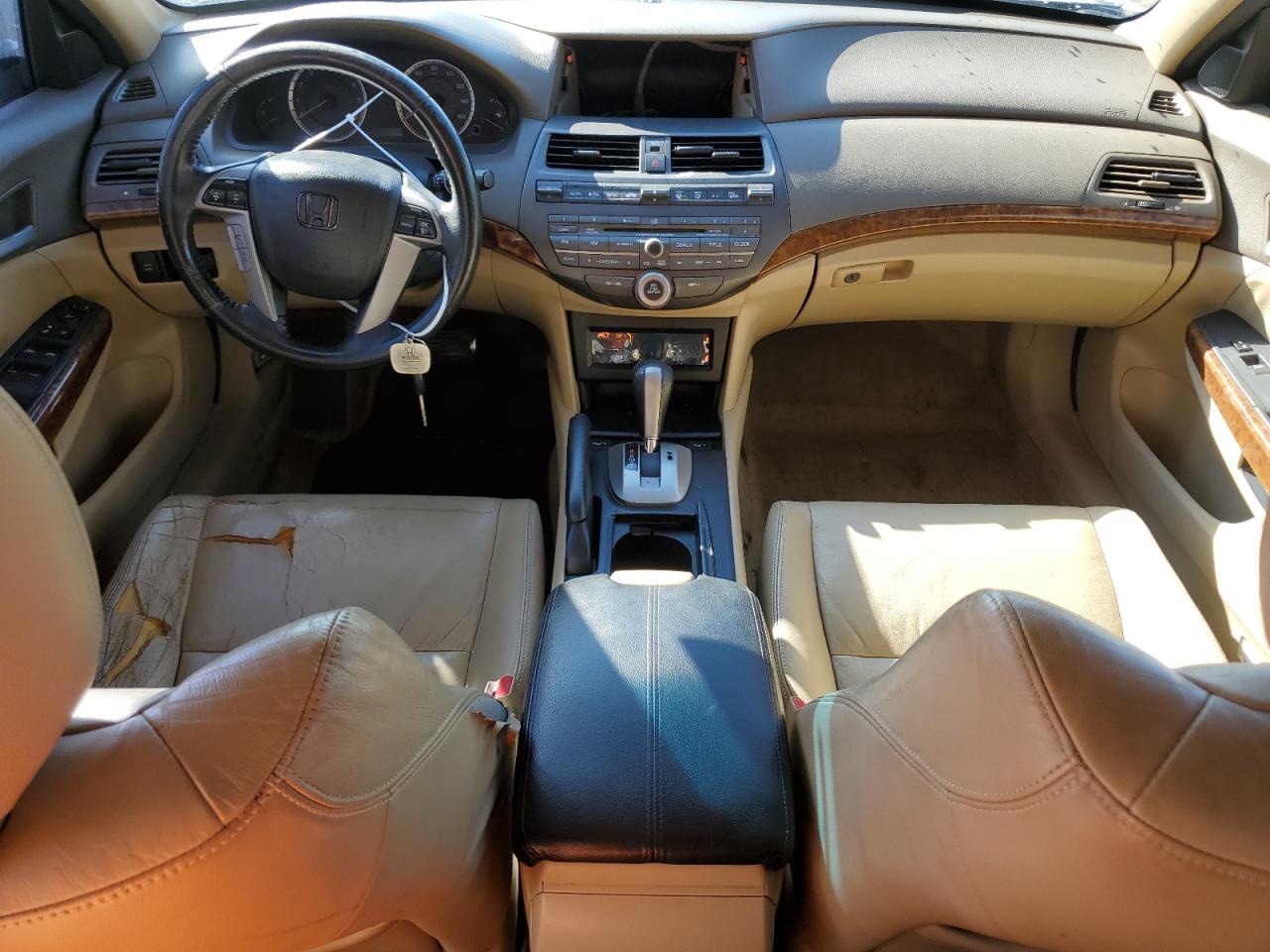 2010 Honda Accord - Image 8