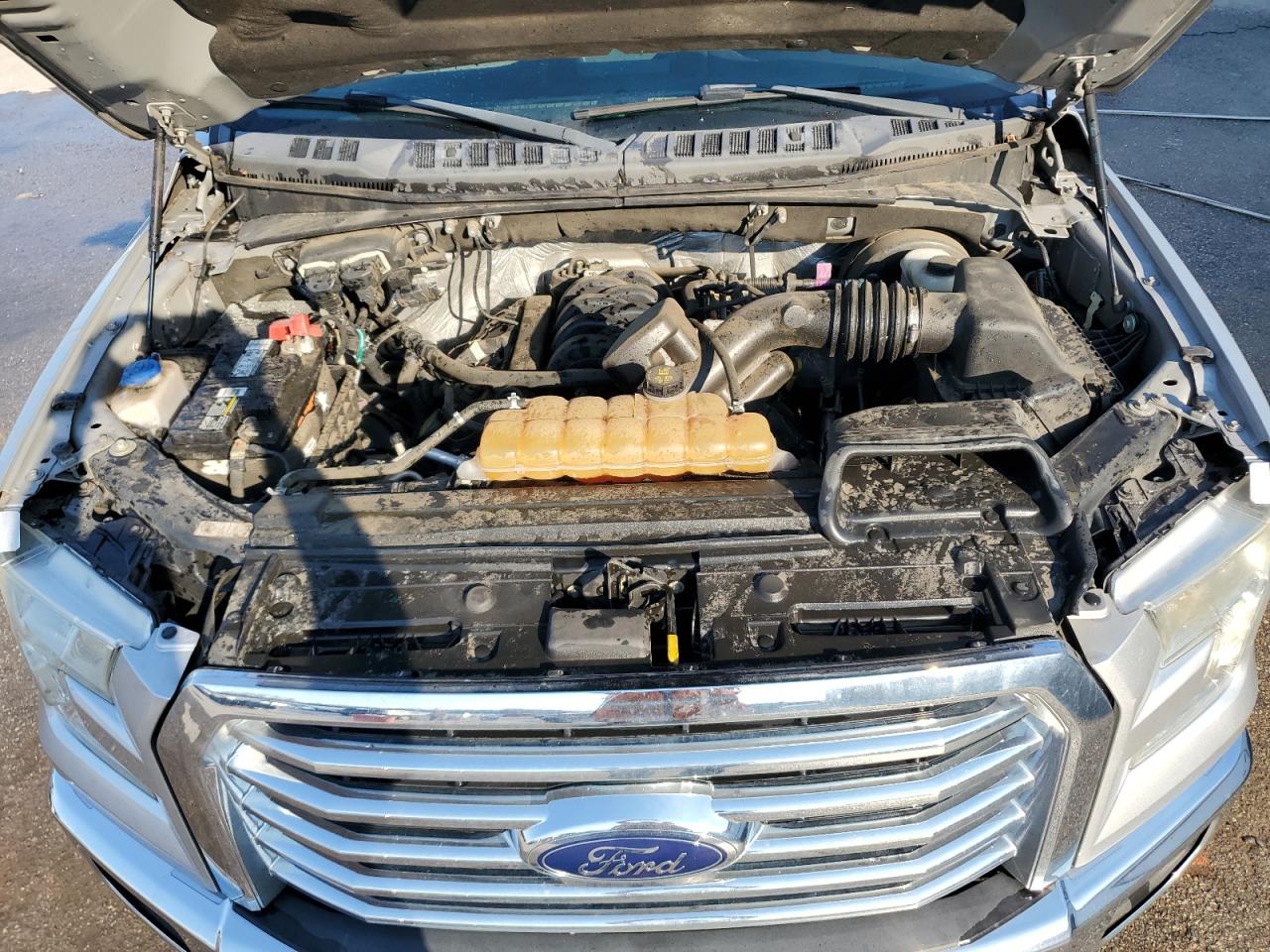 2015 Ford F-150 - Image 11