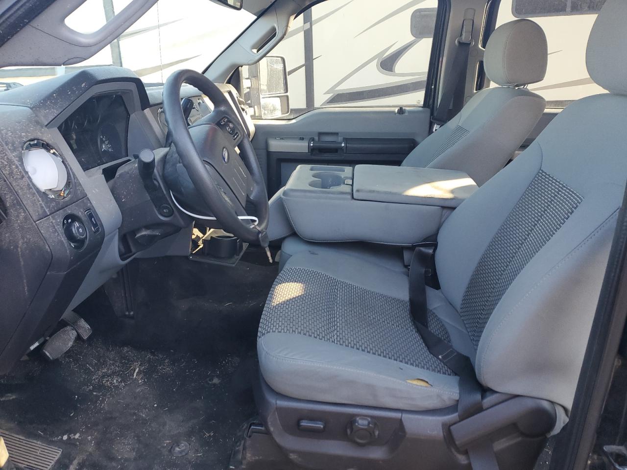 2014 Ford F350 - Image 7