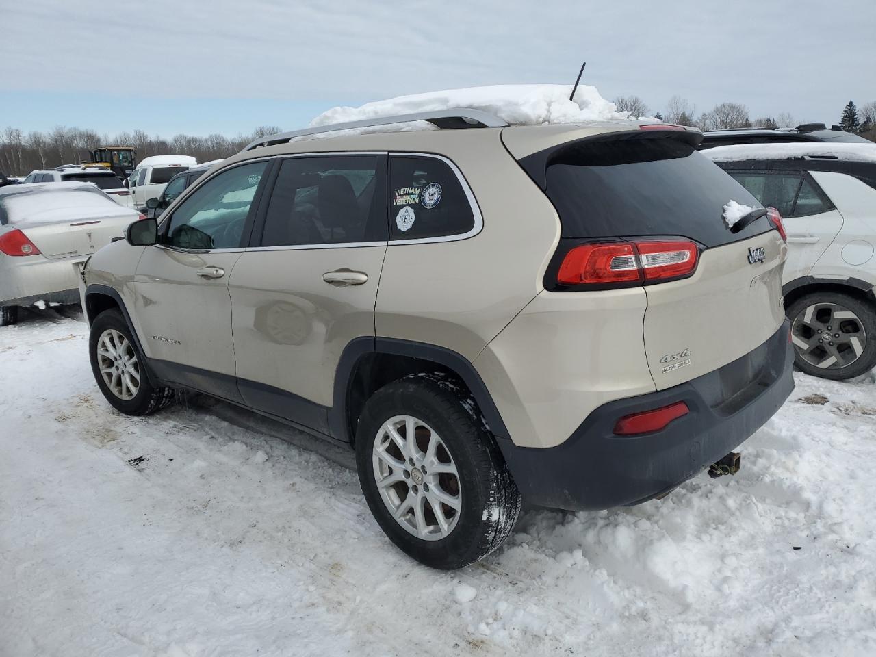 2015 Jeep Grand Cherokee - Image 2