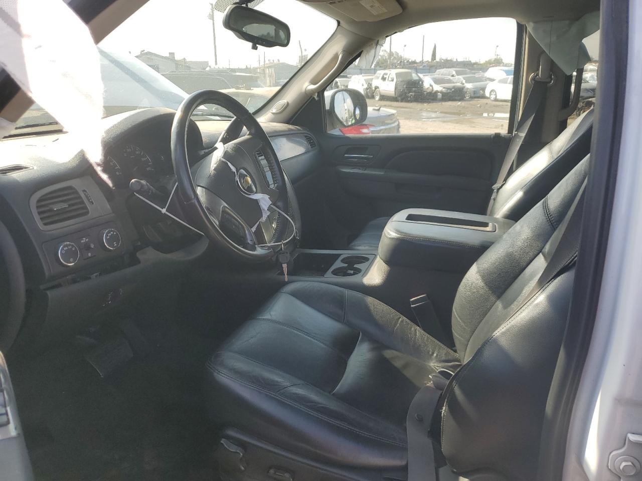 2011 Chevrolet Tahoe K1500 Lt VIN: 1GNSKBE09BR155806 Lot: 86081765