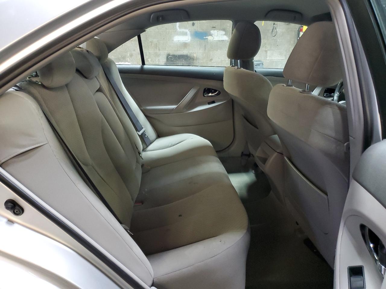 2008 Toyota Camry - Image 11