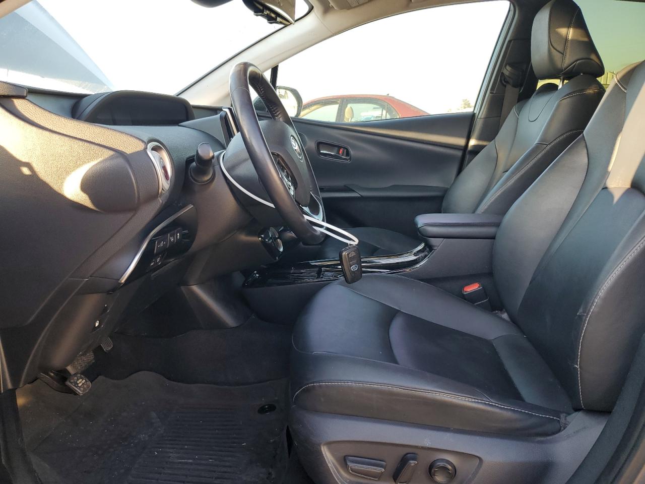 2021 Toyota Prius - Image 7