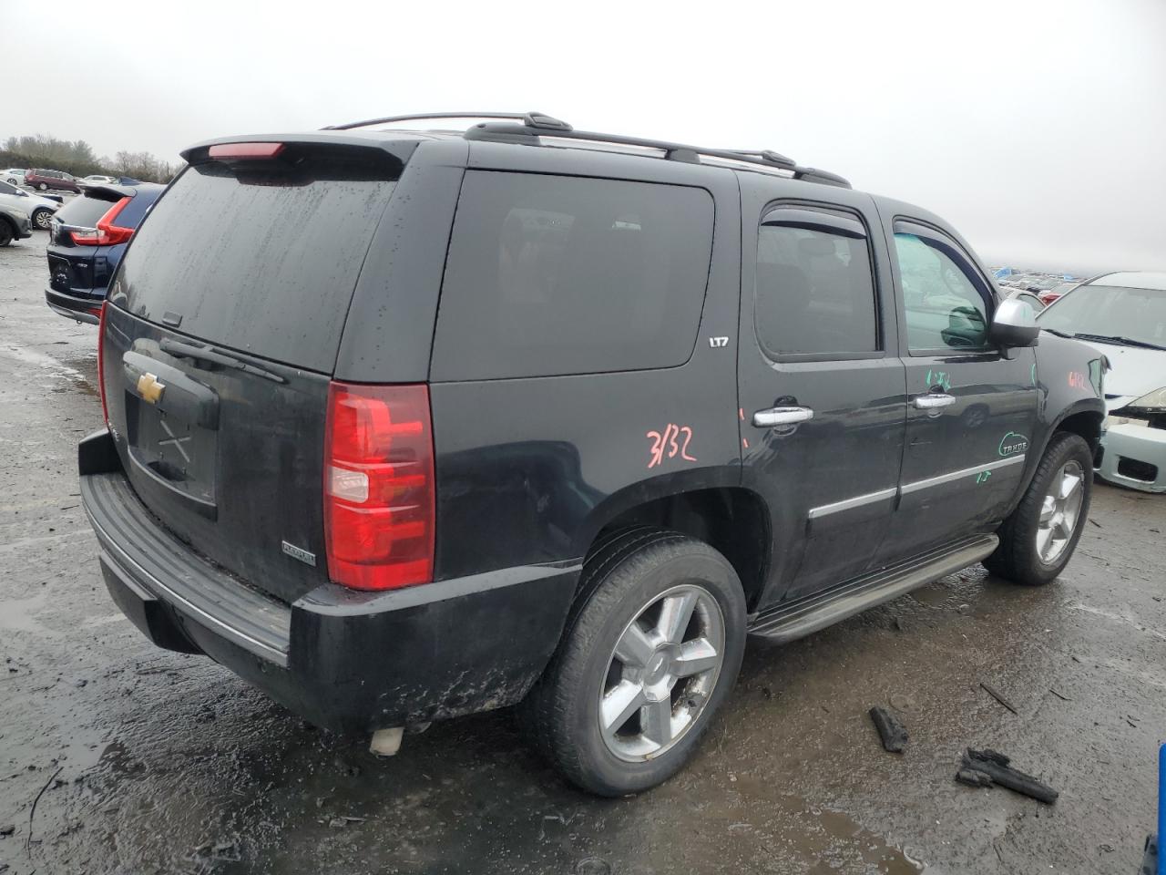 2012 Chevrolet Tahoe - Image 3