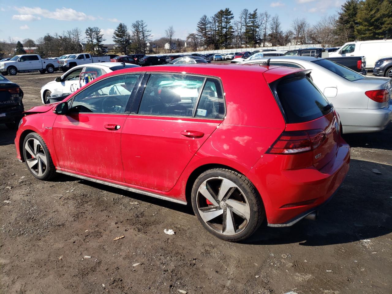2018 Volkswagen GTI - Image 2