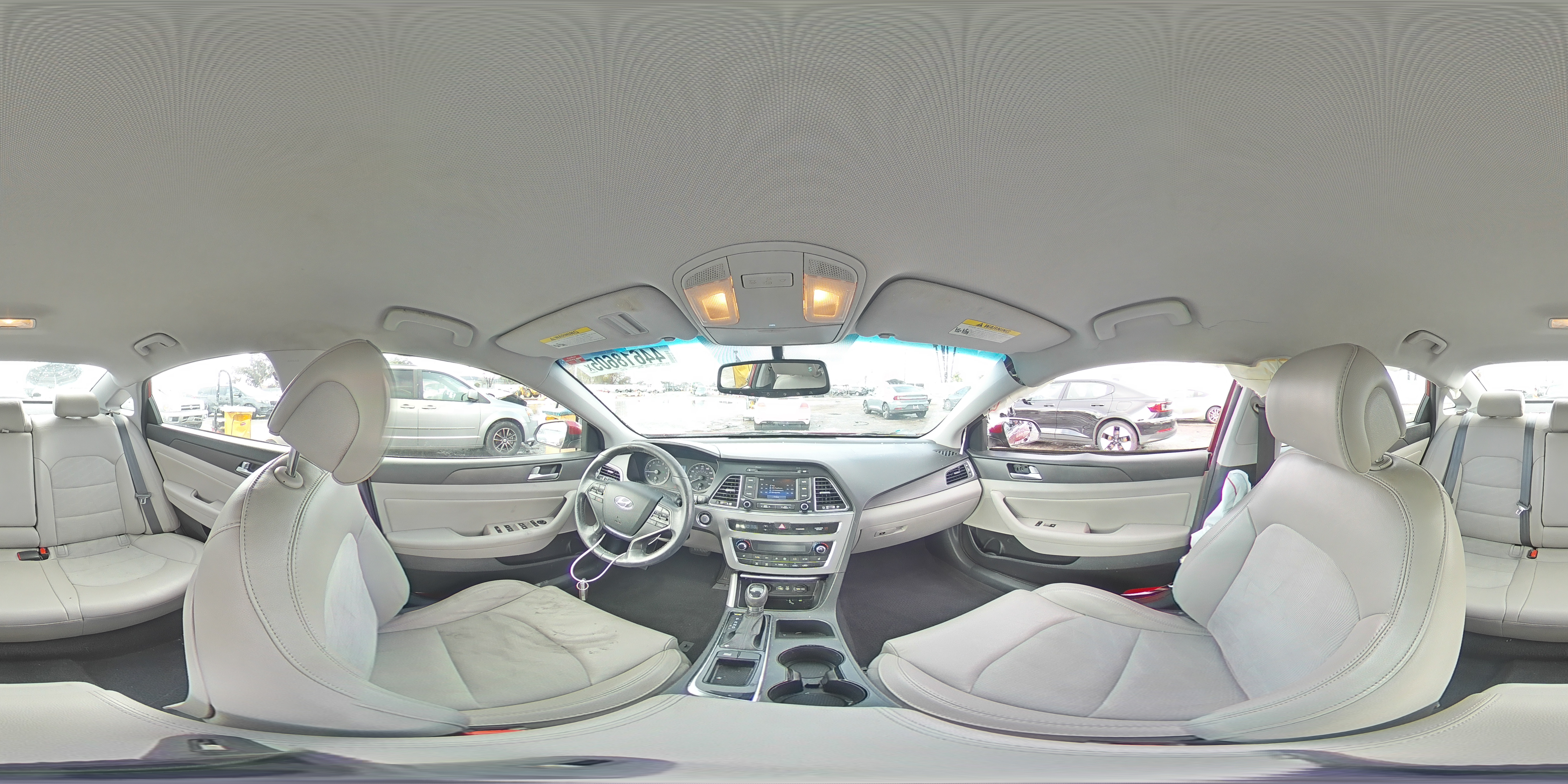 2015 Hyundai Sonata - Image 13