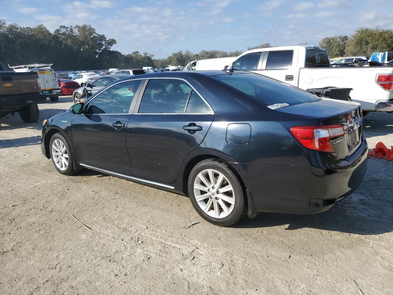 2012 Toyota Camry - Image 2