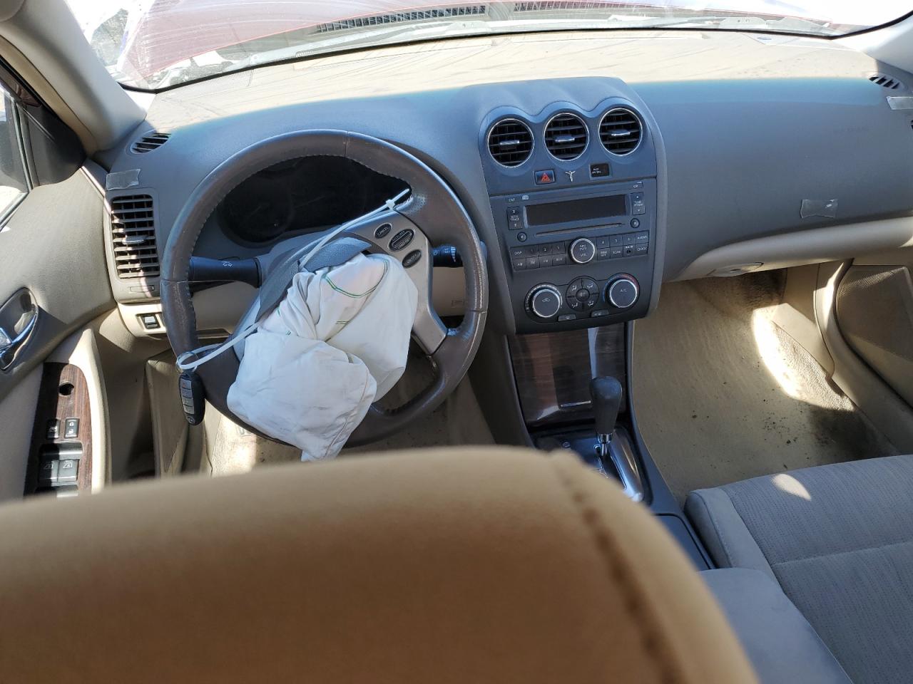 2011 Nissan Altima - Image 8