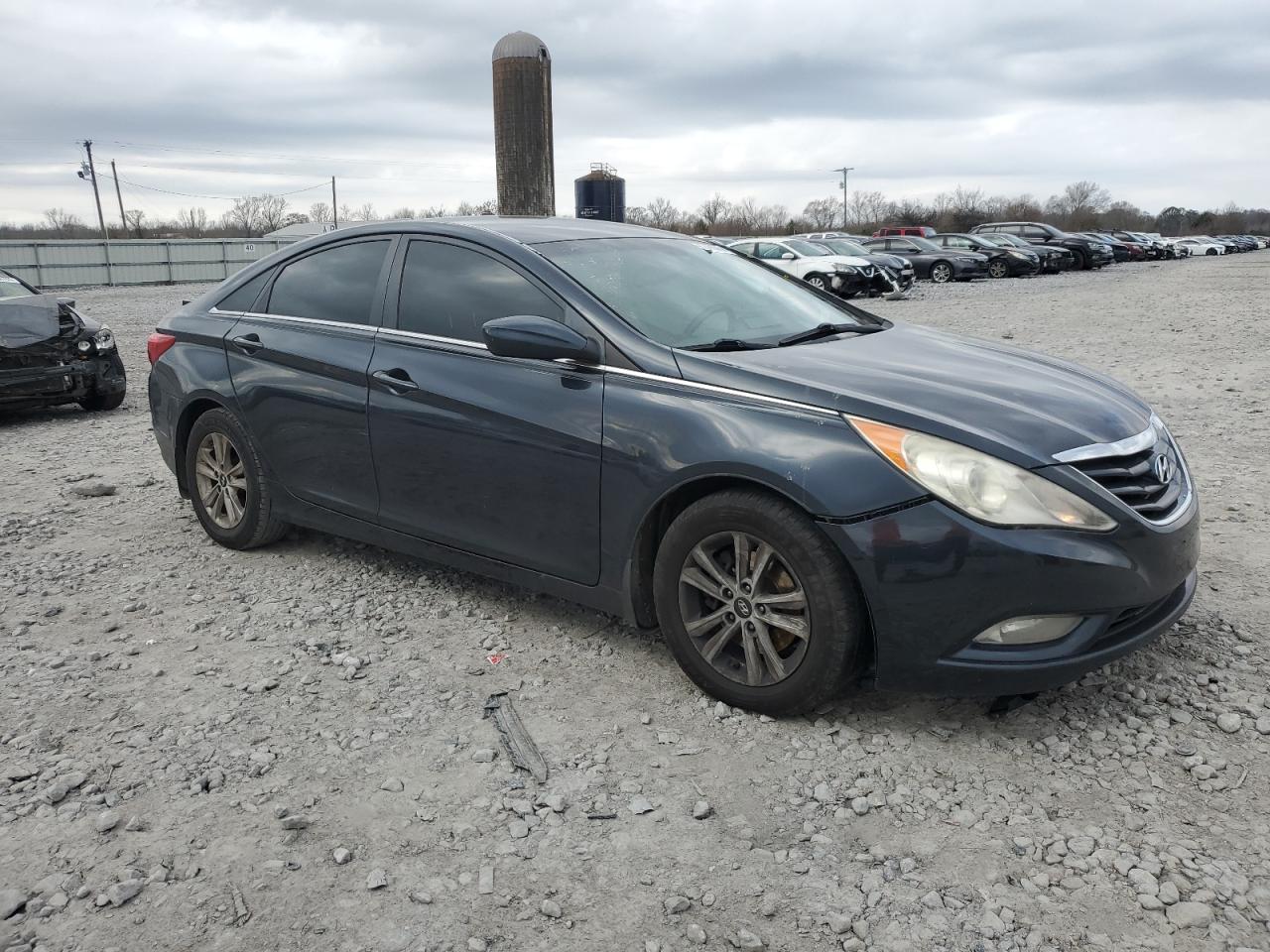 2013 Hyundai Sonata - Image 4