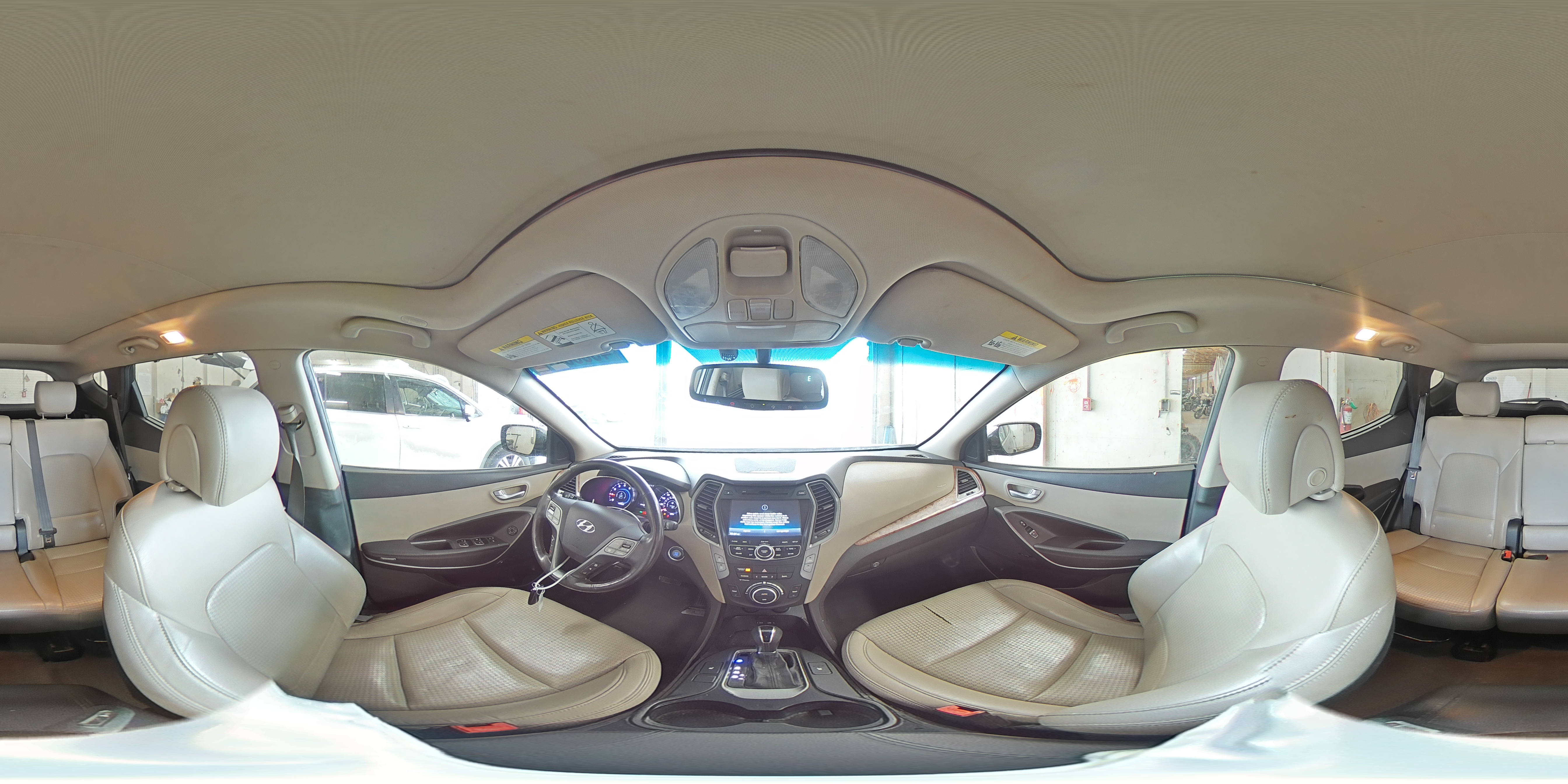 2013 Hyundai Santa Fe - Image 15