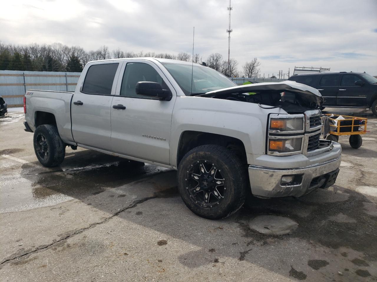 2014 Chevrolet Silverado - Image 4