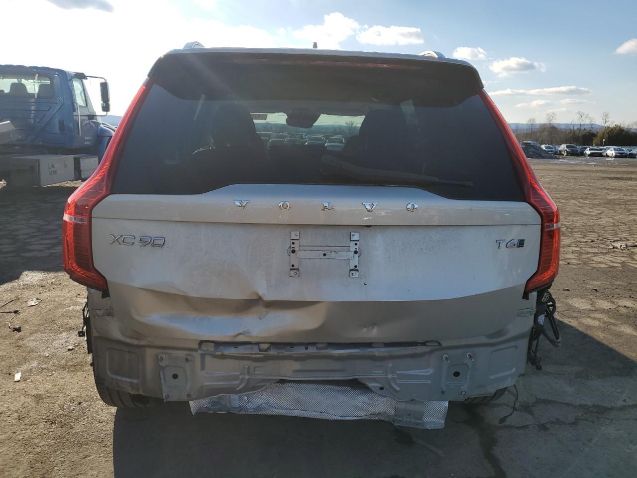 2018 Volvo XC90 - Image 6