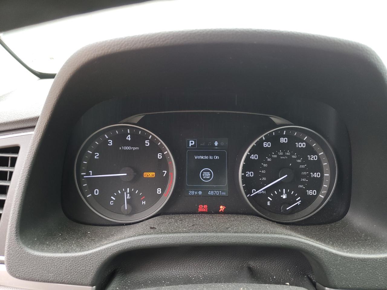 2018 Hyundai Elantra - Image 9