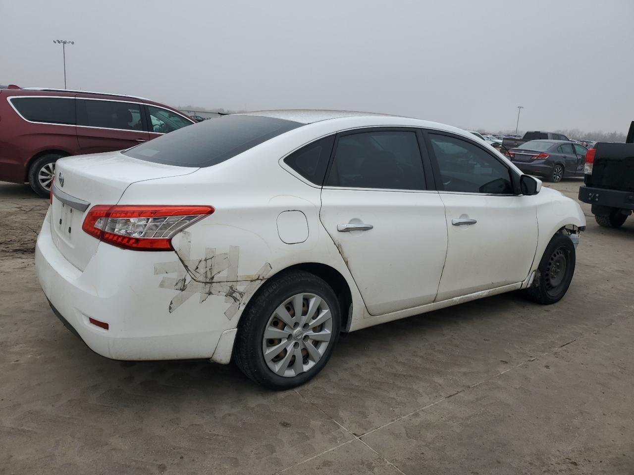 2015 Nissan Sentra - Image 3