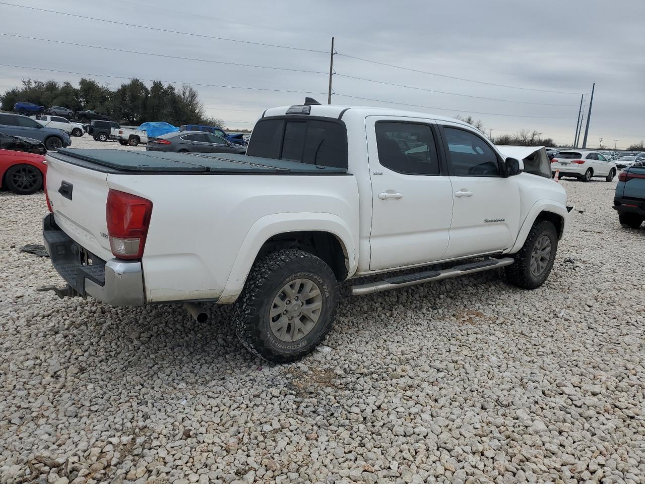 2017 Toyota Tacoma - Image 3