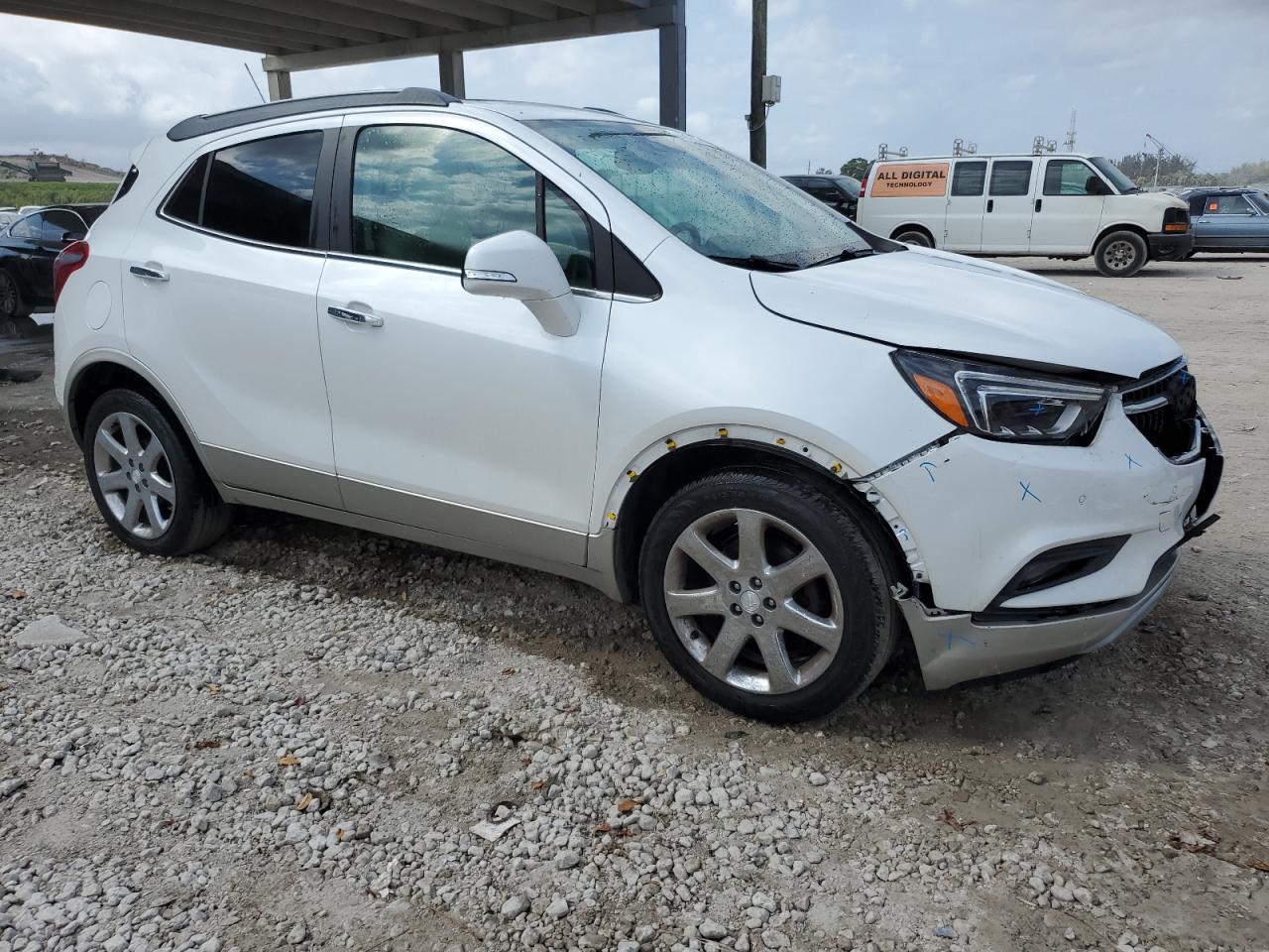 2020 Buick Encore - Image 4