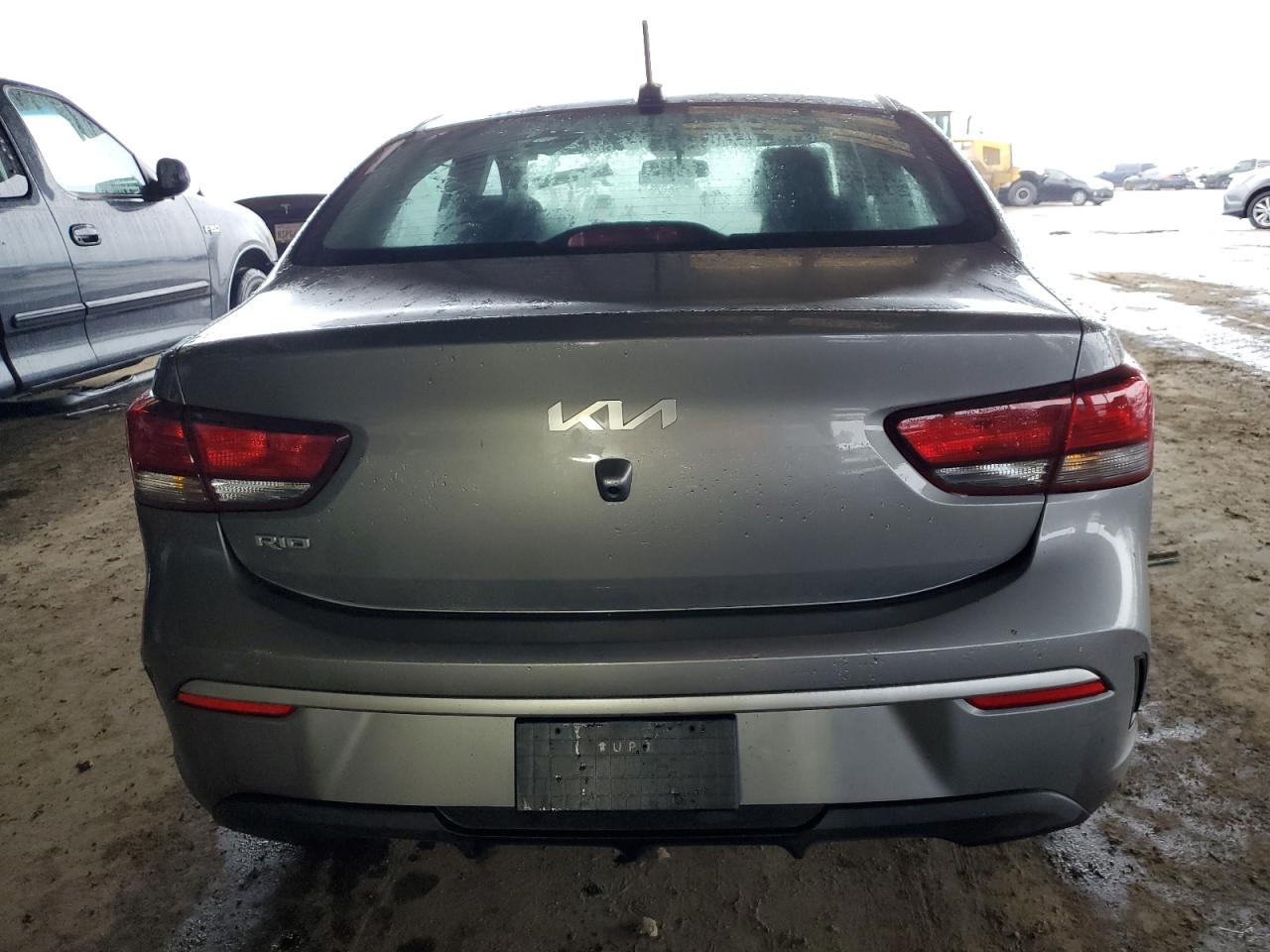 2022 Kia Rio - Image 6
