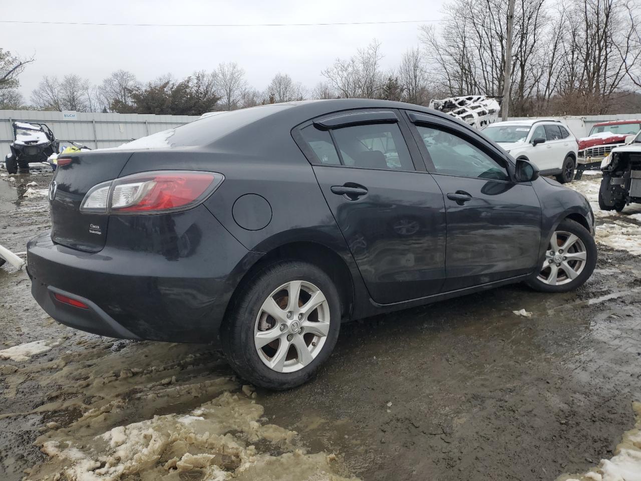 2010 Mazda 3 - Image 3