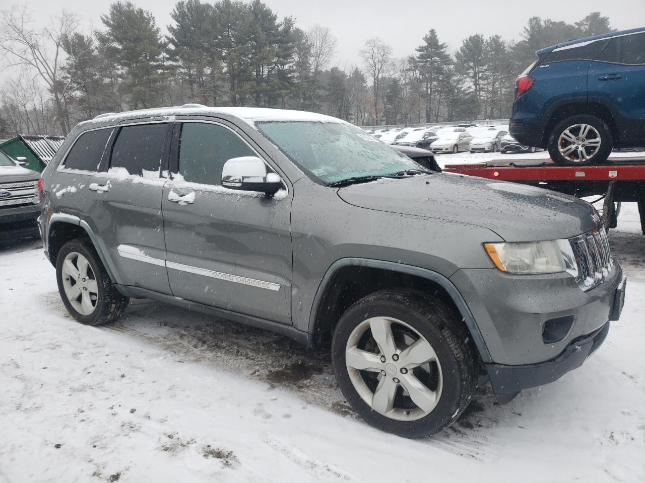 2012 Jeep Grand Cherokee - Image 4