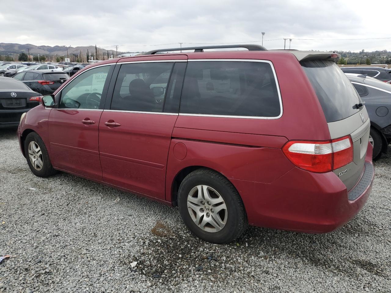 2005 Honda Odyssey - Image 2