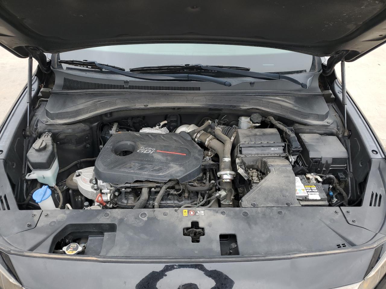 2019 Hyundai Santa Fe - Image 12