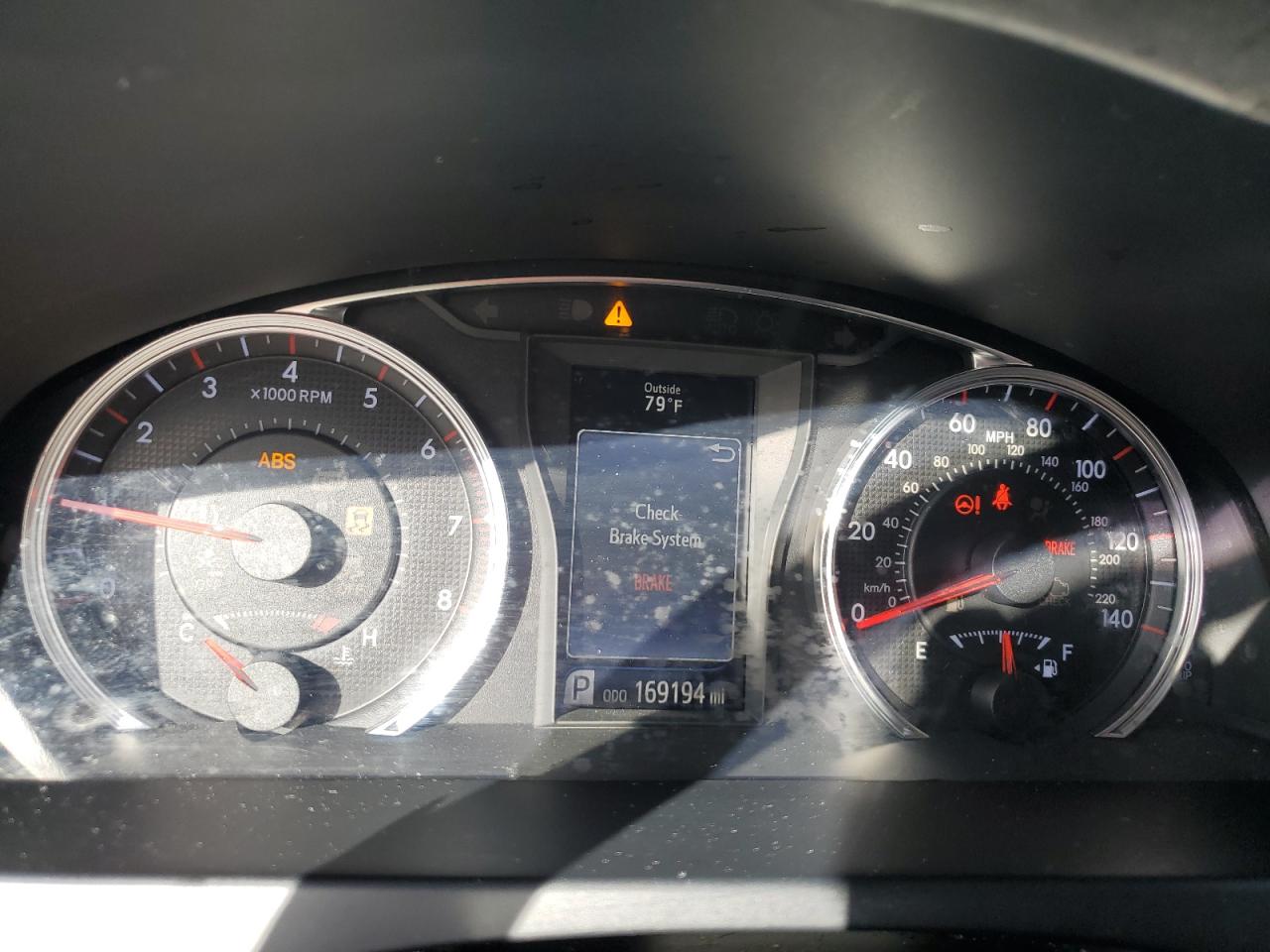 2016 Toyota Camry - Image 9