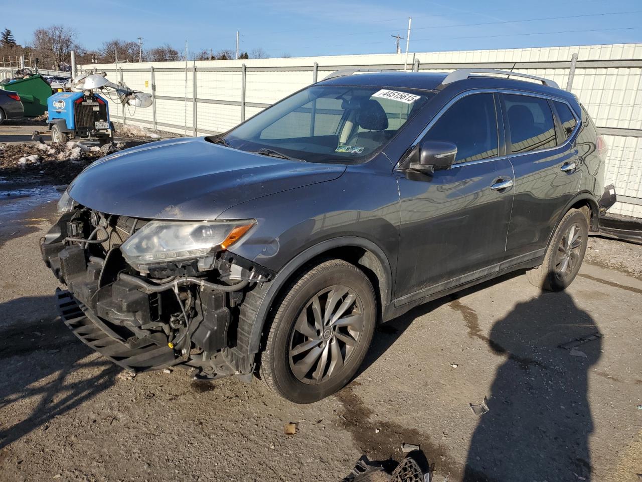 2015 Nissan Rogue - Image 1