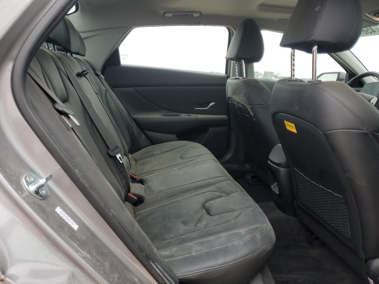 2024 Hyundai Elantra - Image 10