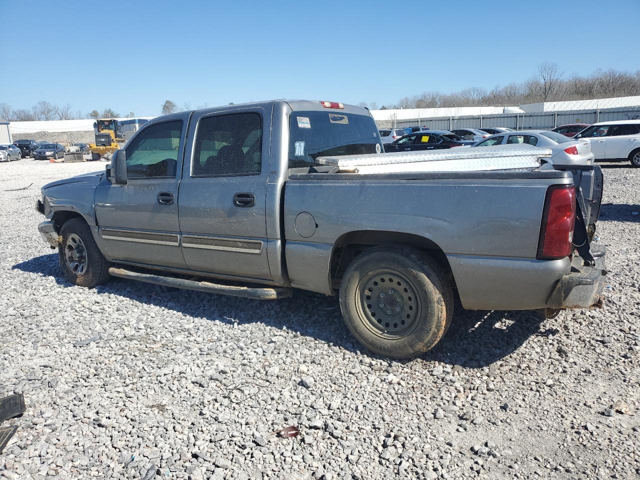 2006 Chevrolet Silverado - Image 2