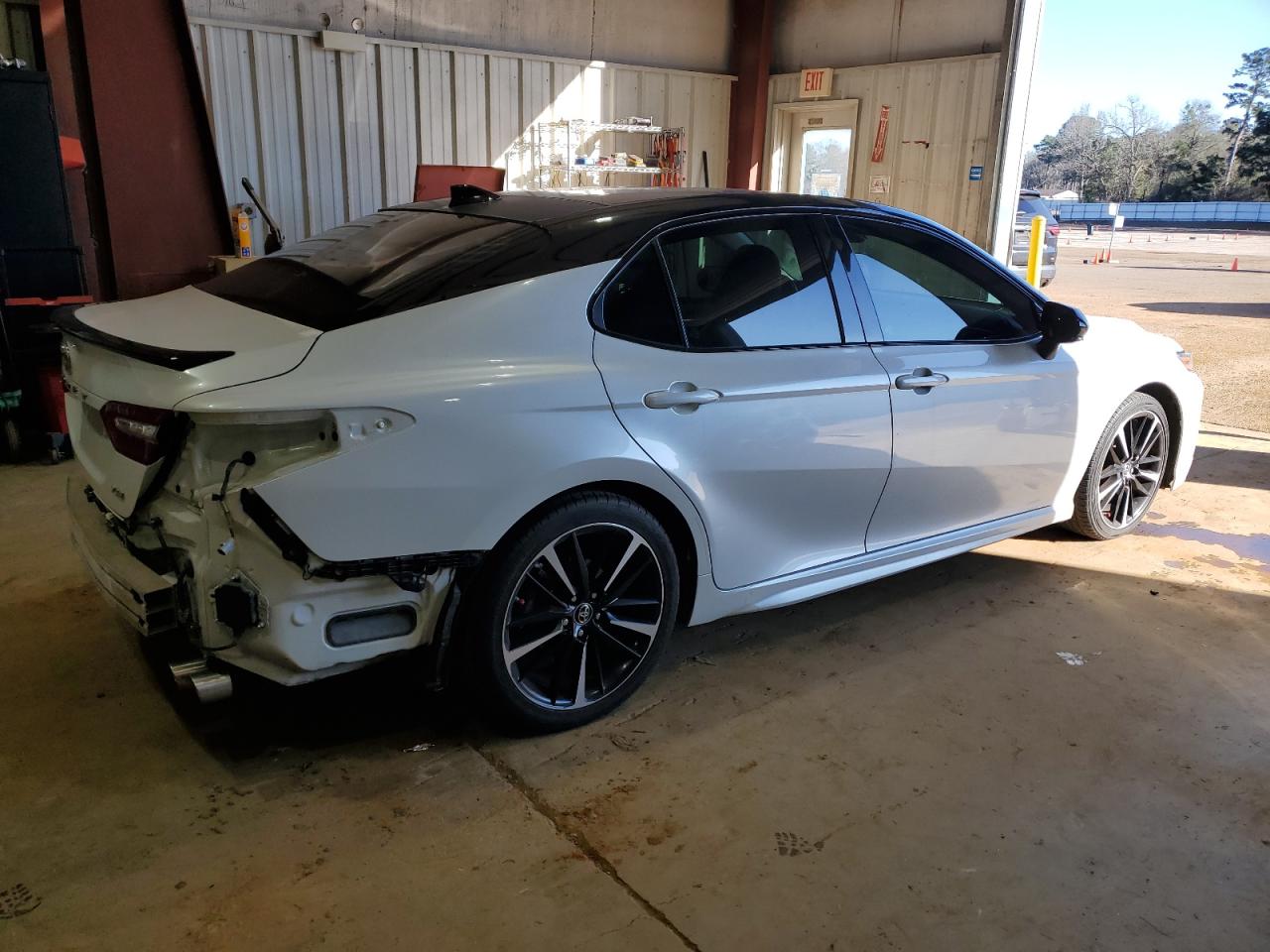 2018 Toyota Camry - Image 3