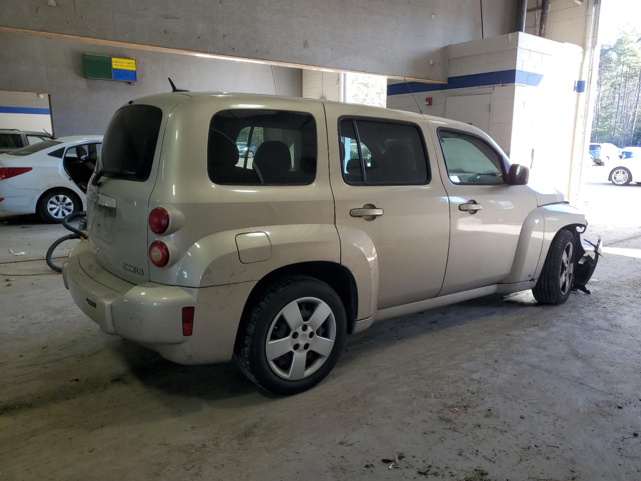 2009 Chevrolet HHR - Image 3