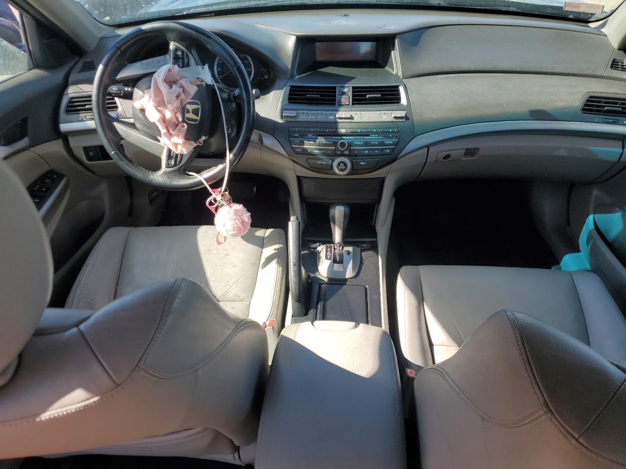 2010 Honda Accord - Image 8