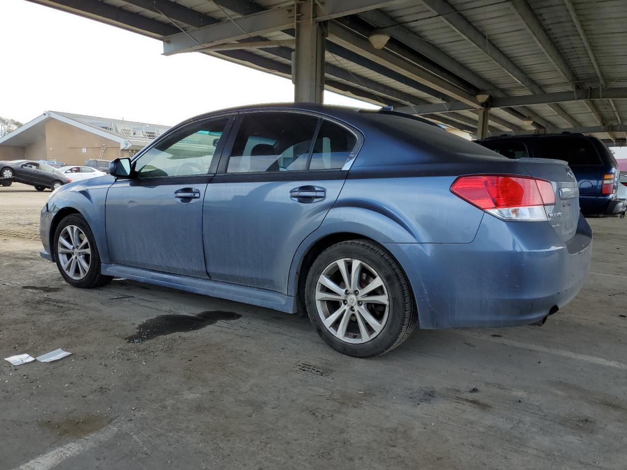 2013 Subaru Legacy - Image 2