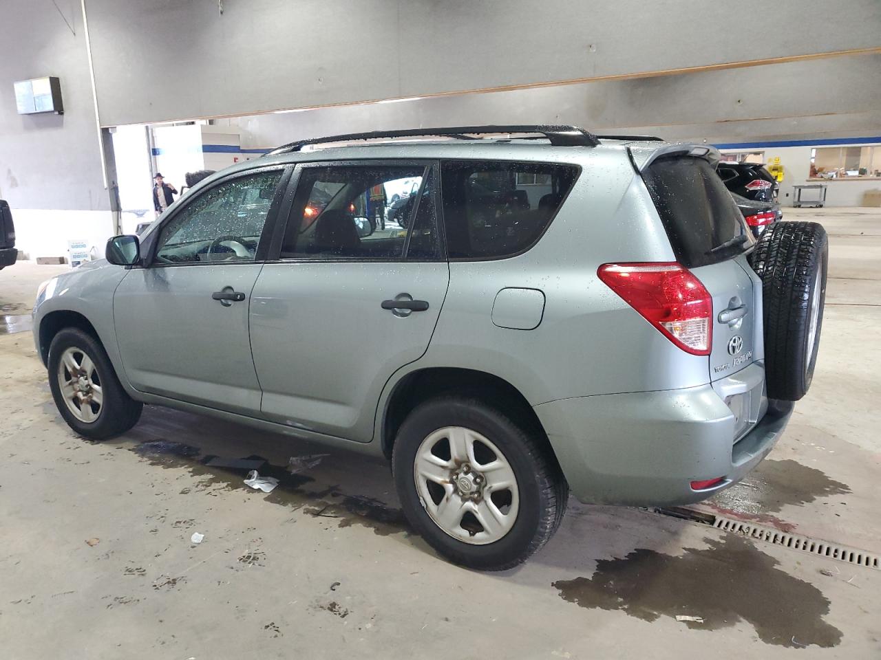 2006 Toyota RAV 4 - Image 2